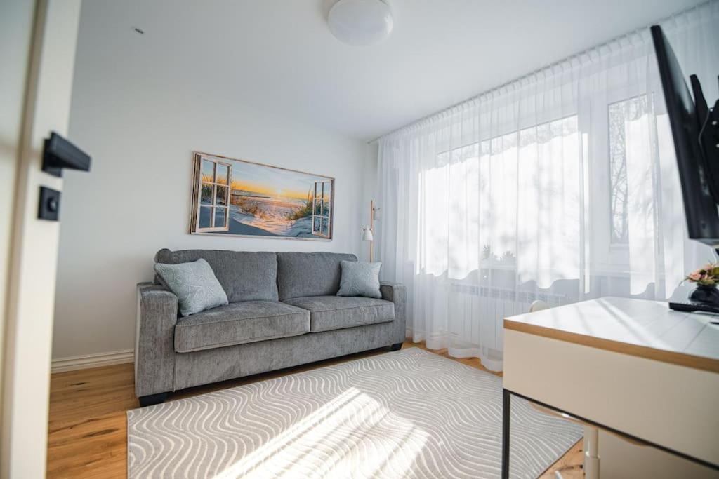 New Luxury 3Br Apartment In Old Town, Free Parking Haapsalu Exterior photo